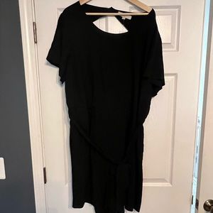 Black short sleeve romper